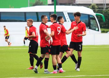 Miqësoret me Maqedoninë e Veriut, Shqipëria U-17 nis grumbullimin