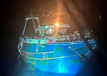 Mbytja e peshkarexhës në Greqi, del fotoja e anijes pak para tragjedisë