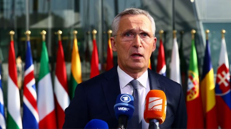 Stoltenberg: Nuk ka ftesë për Ukrainën për anëtarësim në NATO