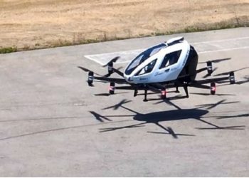 Taksitë fluturuese në Izrael nisën të bëjnë teste për pasagjerët