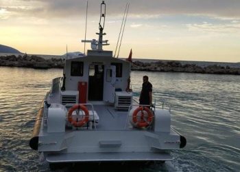 VIDEO/ Shpëtohen dy turistë holandezë, u bllokuan në një terren të thepisur në Gjirin e Filikurit