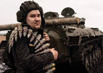 Lufta në Ukrainë/ Mbi 17 mijë trupa të trajnuar në programin e udhëhequr nga Britania