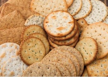 Ja ushqimet e shëndetshme për t’u konsumuar në zyrë