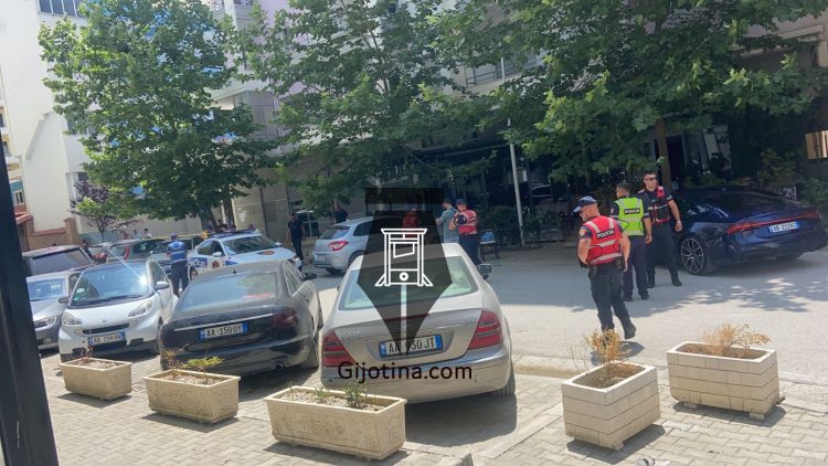 Zbardhet plagosja e djeshme në Vlorë, shpallen në kërkim 3 persona (Emrat)