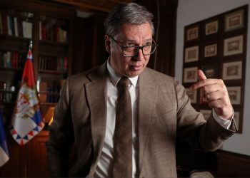 Vuçiç kërkon autonomi më të madhe për serbët në veri