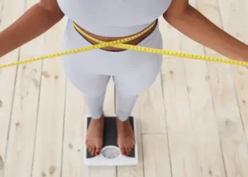 Zbuloni këshillat më të mira nga njerëzit që humbën 10 kg në 30 ditë