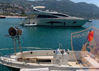 Sekuestrohen 7 mjete lundruese, gjobiten me 100 mijë e 200 mijë lekë pronarët