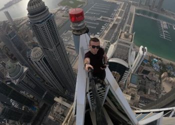 Ra nga kati i 68-të i gradaçelës, vdes akrobati i njohur