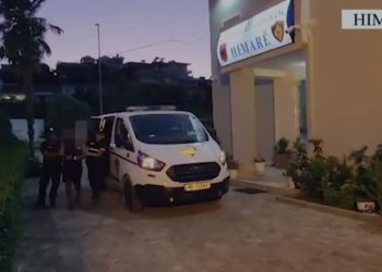 Mashtrimi me Call Center, kapet në Himarë njëri nga të kërkuarit