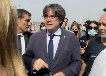 Prokuroria spanjolle kërkon urdhër-arresti për Puigdemont