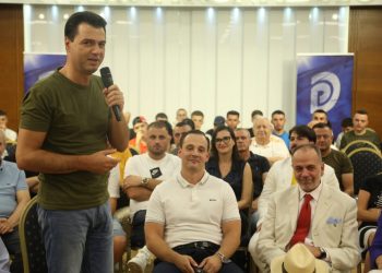 Nuk njeh vendimet e Këshillit, Basha: Më 29 korrik zgjedhim kryetarin