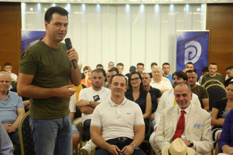 Nuk njeh vendimet e Këshillit, Basha: Më 29 korrik zgjedhim kryetarin