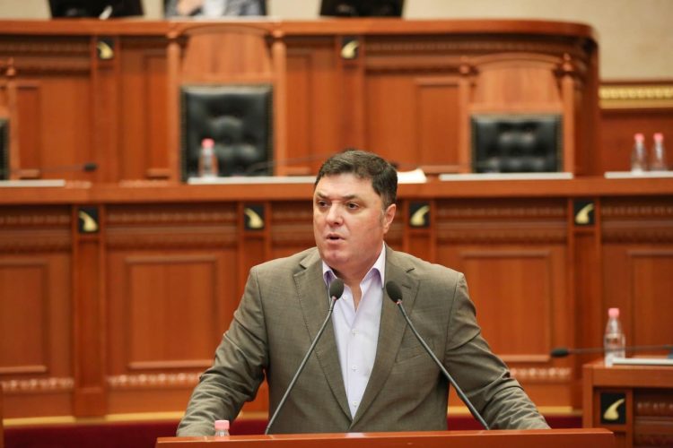 Grupi i PD sulmoi Bashën, Çollaku: S’jam dakort, jo etike…