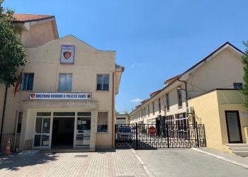 Aksidentoi për vdekje drejtuesin e një motori, arrestohet 32-vjeçari