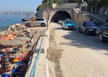 E diela në plazh/ Trafik shumë i rënduar në Vlorë