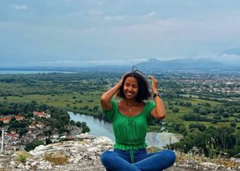 Nga Afrika në Shqipëri, turistja mrekullohet: Kam gjetur parajsën këtu