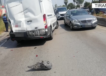 Emri/ Kush është 32-vjeçari që solli vërdallë policinë me makinat…