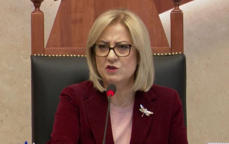 Shoferi i saj dhunoi një familje, reagon Nikolla: Policia…