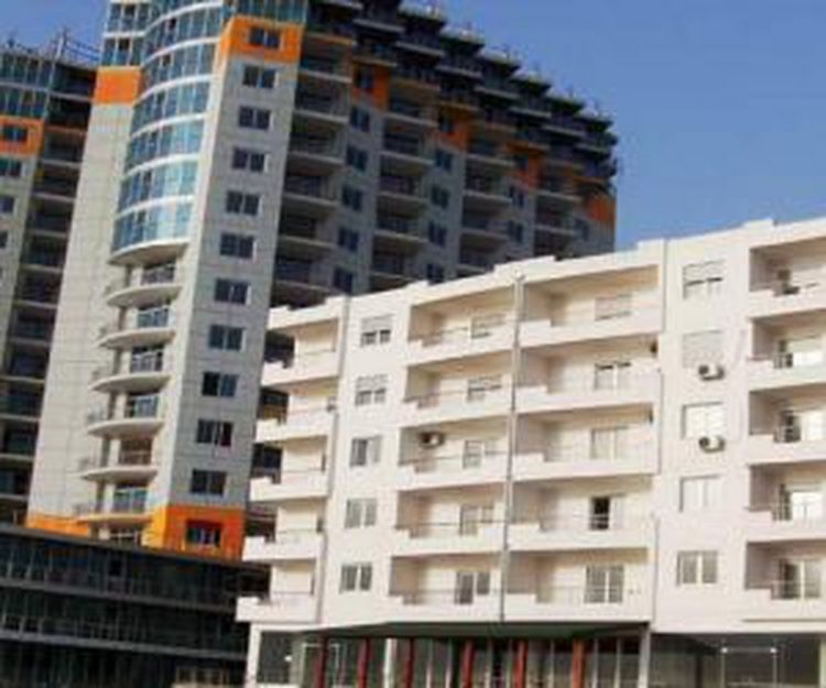 Ndërtuesit parashikojnë të rrisin sërish çmimet e apartamenteve në tre muajt e ardhshëm, presin më shumë shitje