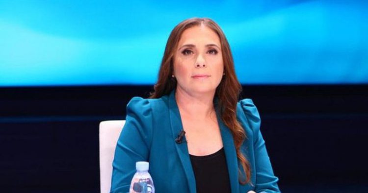 Gazetarja Hoxha paralajmëron arrestime masive: Gati 30 vende në…