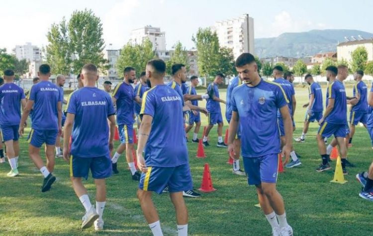 Elbasani aktiv në merkato, Dede “braktis” grumbullimin