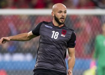 Arlind Ajeti ndryshon ambient, zyrtarizohet te klubi i njohur rumun