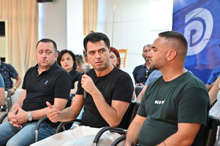 Basha: SPAK të ndjekë paranë, vettingu i politikanëve domosdoshmëri