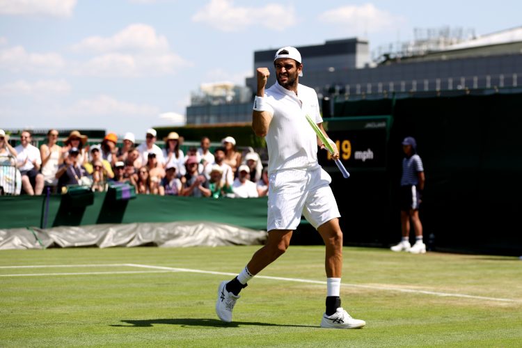 Wimbledon/ Berrettini fluturon në raundin e tretë, Musetti jashtë