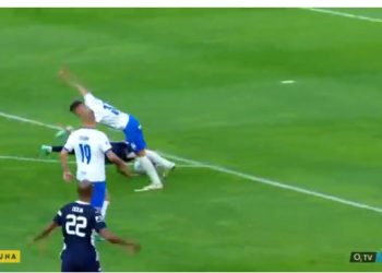 Ish-kapiteni i Partizanit ndëshkohet me të kuq në Çeki