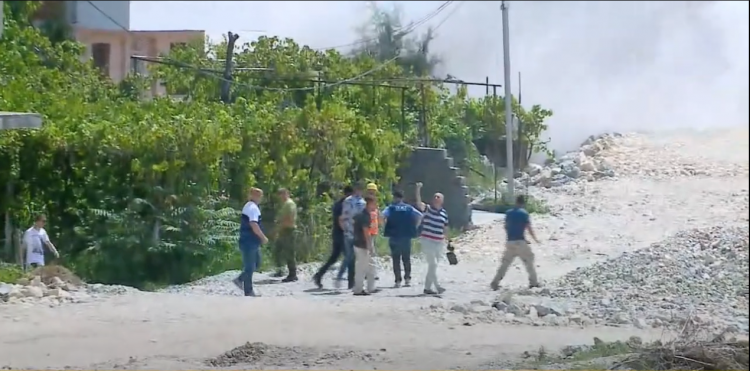 I shembin vilën, vë kujën pronarja: Zoti ju… qetësohu qetësohu të lutem…(Video)