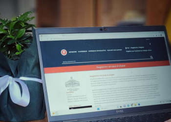 Afatet e procedura/ Nisin sot regjistrimet në e-Albania të nxënësve në klasat e dhjeta