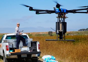 Njihuni me dronin që lufton mushkonjat