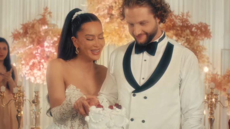 Dafina Zeqiri martohet… në klipin e saj më të ri (VIDEO)