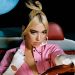 Dua Lipa arrin marrëveshjen ‘7 shifrore’ me kompaninë automobilistike