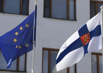 Rusia dëbon nëntë diplomatë të Finlandës në shenjë hakmarrjeje