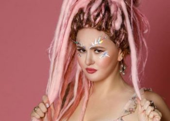 Po shkatërroni flokët tuaj! Hiqni dorë nga këto 5 vese