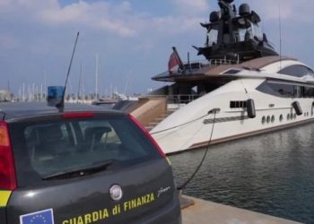 Italia ngrin asetet e miliarderëve nga Rusia