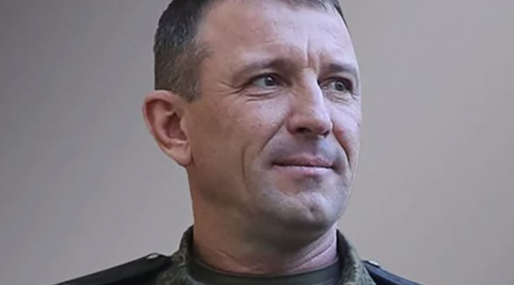 Gjenerali rus thotë se u shkarkua pasi akuzoi liderët e ushtrisë se tradhtuan trupat në Ukrainë