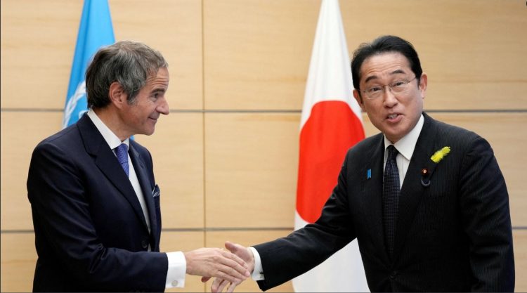 Miratohet plani i Japonisë për shkarkimin e ujit radioaktiv në oqean