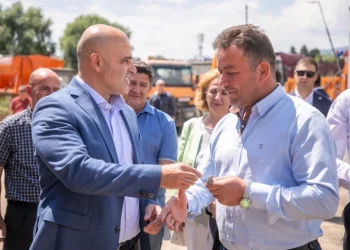 Kovaçevski në Shqipëri: Ne mbrojmë interesat e…