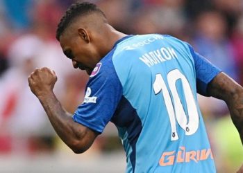 Al Hilal zyrtarizon blerjen e ish-it të Barcelonës