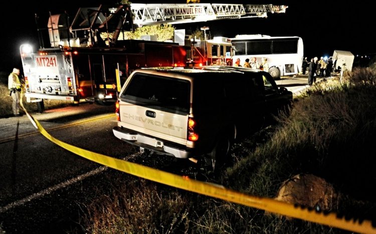 E rëndë, 25 persona humbën jetën pasi autobusi doli nga rruga