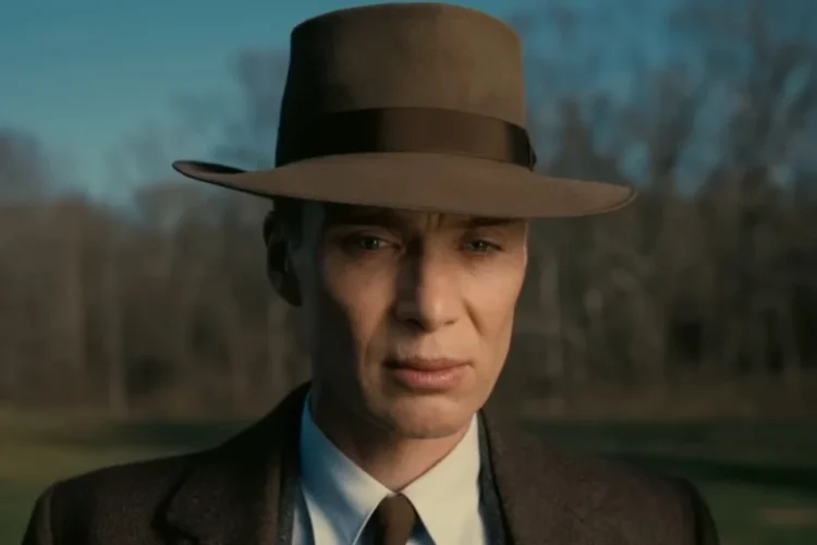 “I tërë filmi shkoi dëm”/ Fansat dallojnë gabimin në “Oppenheimer”