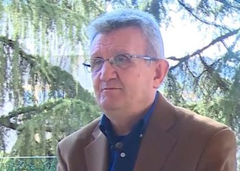 Shkopat e bejsbollit dhe Prokuroria e Tiranës