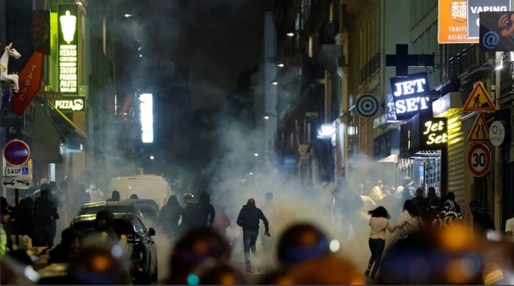 Mblidhen një milion euro për policin francez që nxiti trazirat