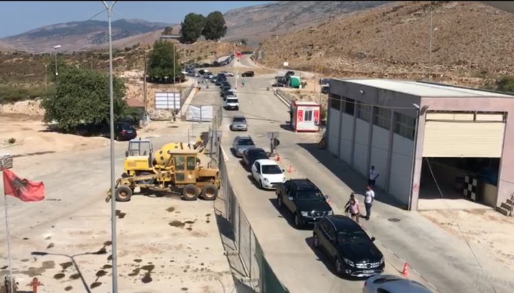 Radhë të gjata në Qafë-Botë