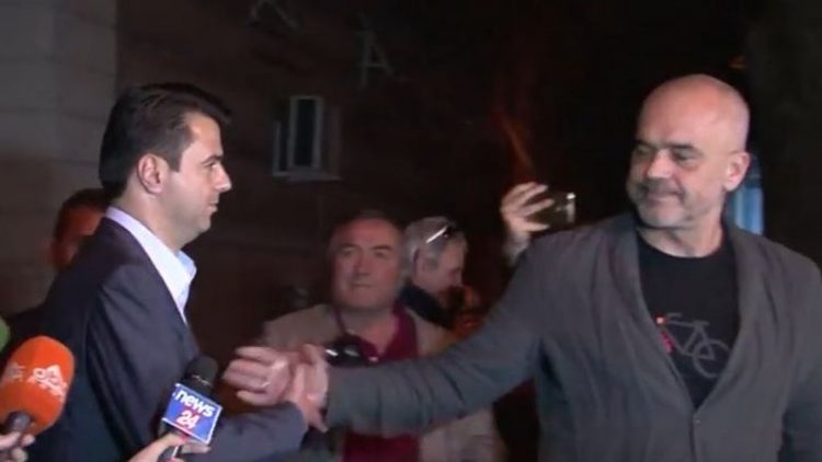 Çela reagon pas “zgjedhjeve farsë”: Kunatizimi i opozitës na doli…