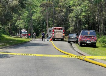 Rrëzohet një avion privat në fushën e golfit, 3 persona humbin jetën