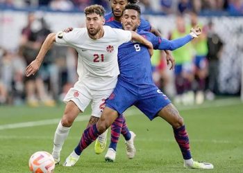 “Sa shumë e duan njëri tjetrin”, sherr masiv në derbin e Amerikës Veriore