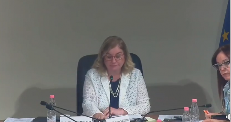 Miratohet ligji për legalizimin e kanabisit mjekësor/ Vasili: Ditë turpi, u votua për trafikantët